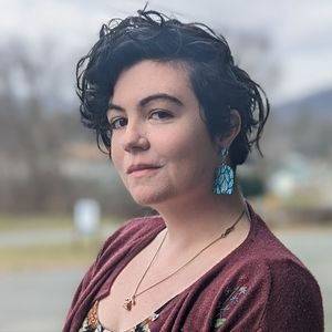 Meet your Posher, Molly